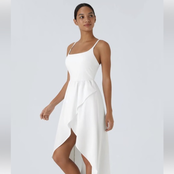 NWT HALARA  Breezeful set S
Shorts have side pocket 
Built in bra  comfy - Picture 3 of 6